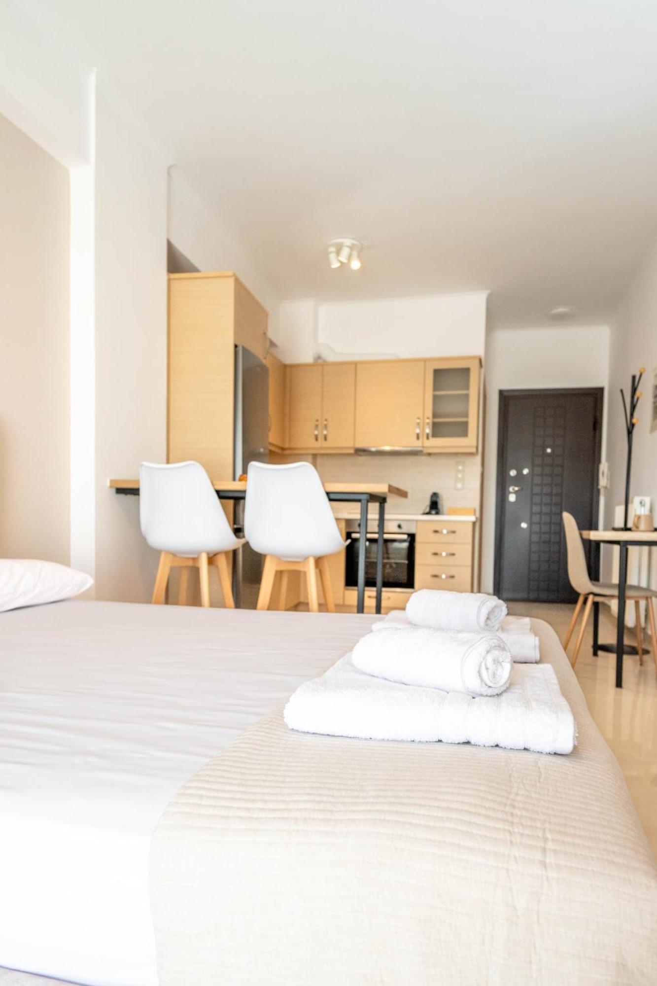 Downtown Comfy Studio Corinth Экстерьер фото