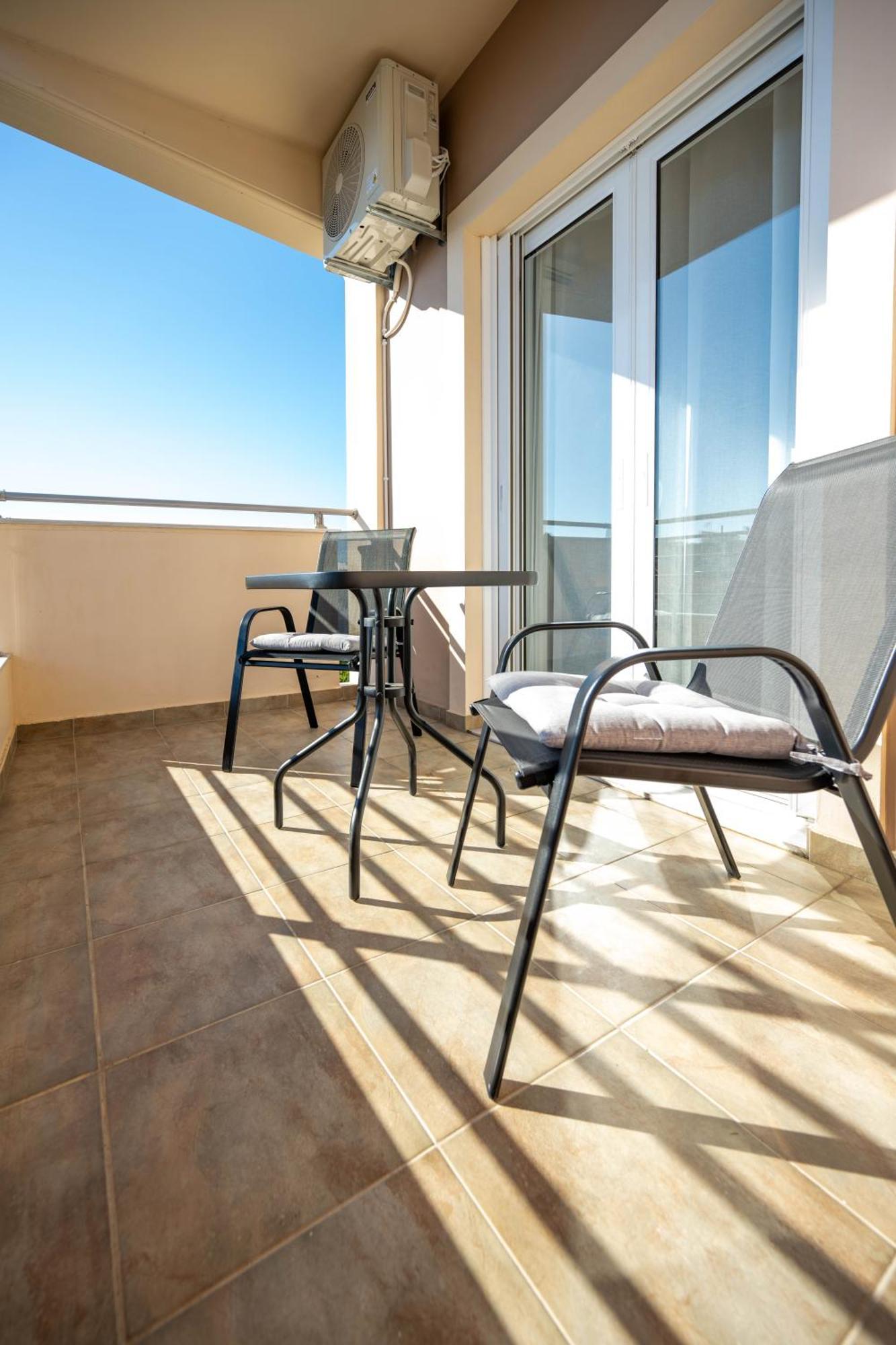 Downtown Comfy Studio Corinth Экстерьер фото